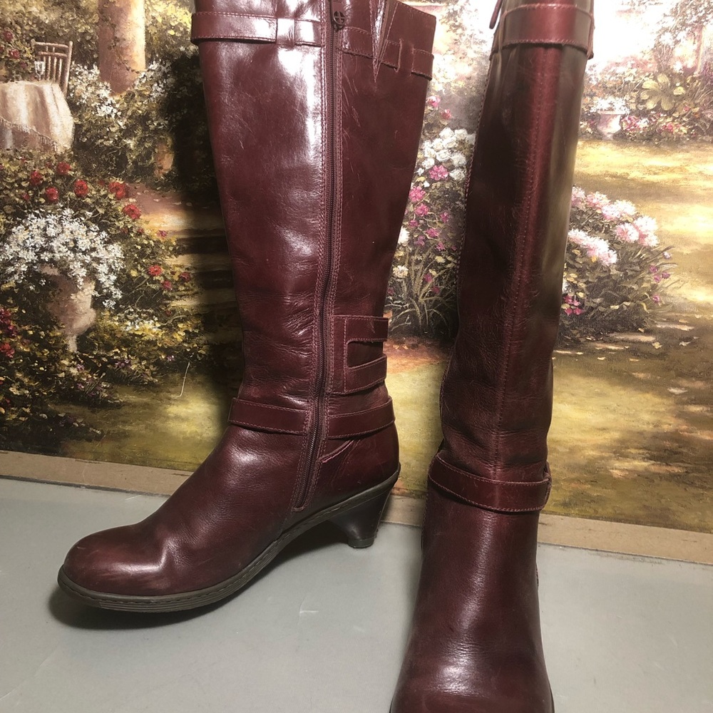 Dr martens amber knee boots sz 9